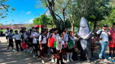 Estudiantes de secundaria participan en programa "Al agua patos" del Instituto Del Deporte Municipal