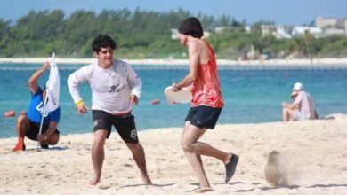 Preparativos de la Selección Mexicana de Frisbee en Playa del Carmen
