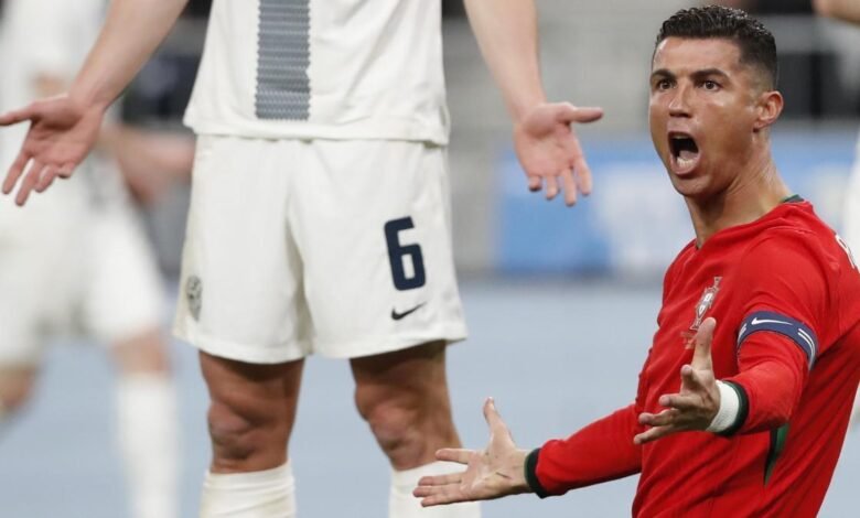 Cristiano Ronaldo, frustrado ante Eslovenia