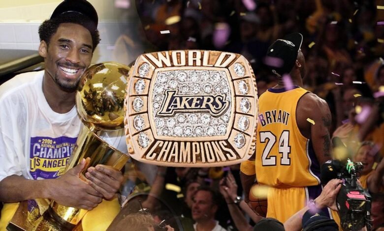 El anillo de campeón de Kobe que se subastó por casi un millón de dólares