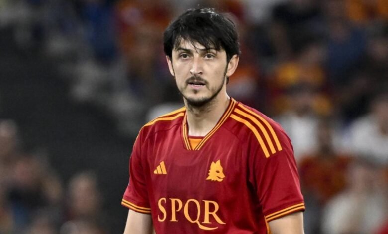 Sardar Azmoun, durante un partido con la Roma