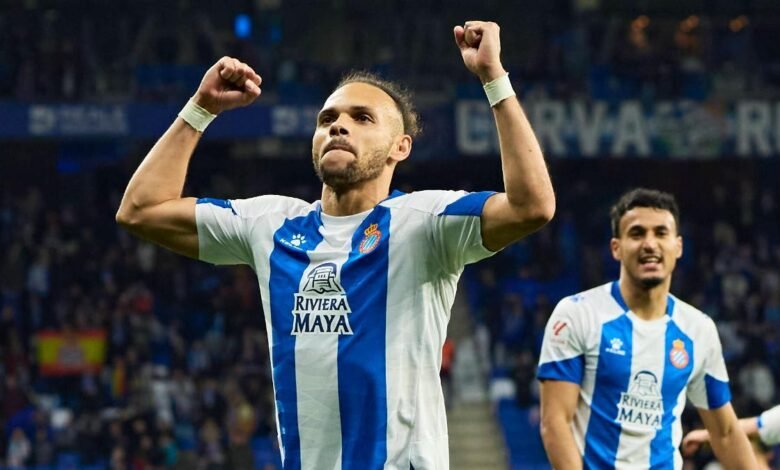 Braithwaite celebrando un tanto con el Espanyol