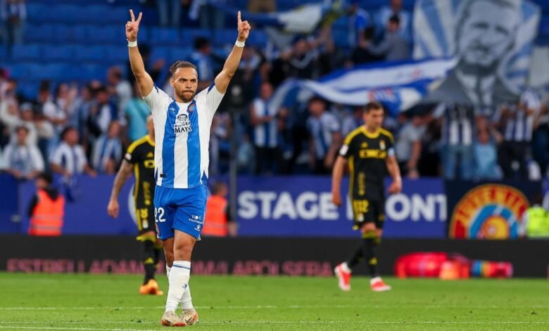 Martin Braithwaite celebrando un tanto con el Espanyol