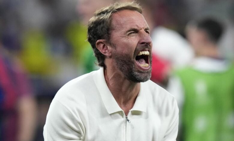 Southgate grita al final del encuentro con Países Bajos.