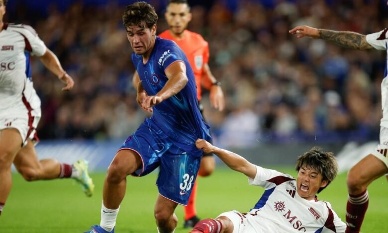 Marc Guiu, durante el Servette - Chelsea de la fase previa de la Conference League