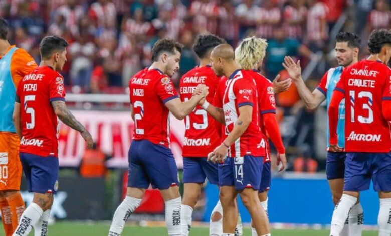 El anuncio de Chicharito y Alan Mozo previo al Tigres vs Chivas