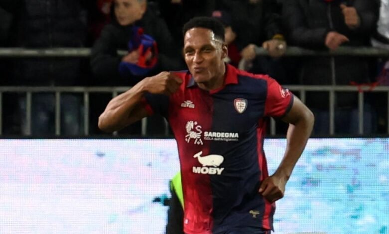 Yerry Mina, durante un partido con el Cagliari