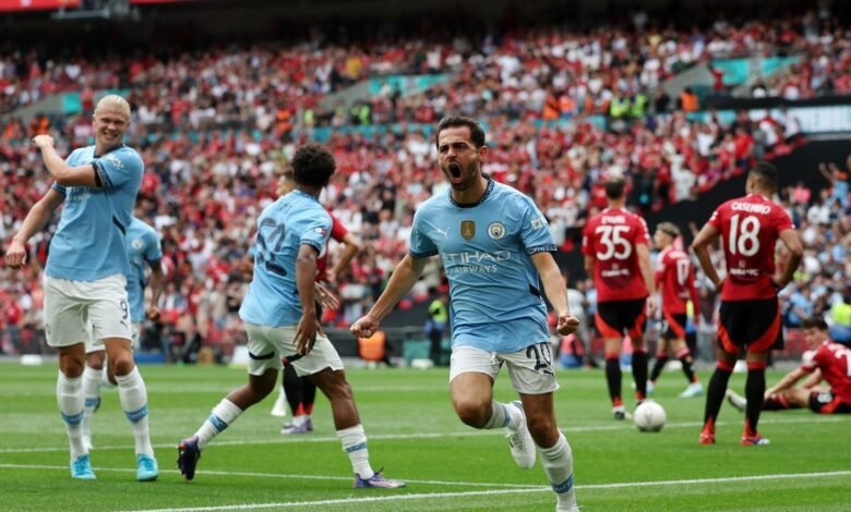 Un duelo reciente entre el Manchester City y el United.