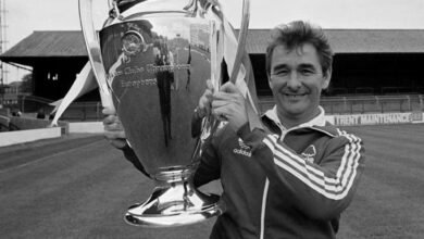 Clough, con la Copa de Europa