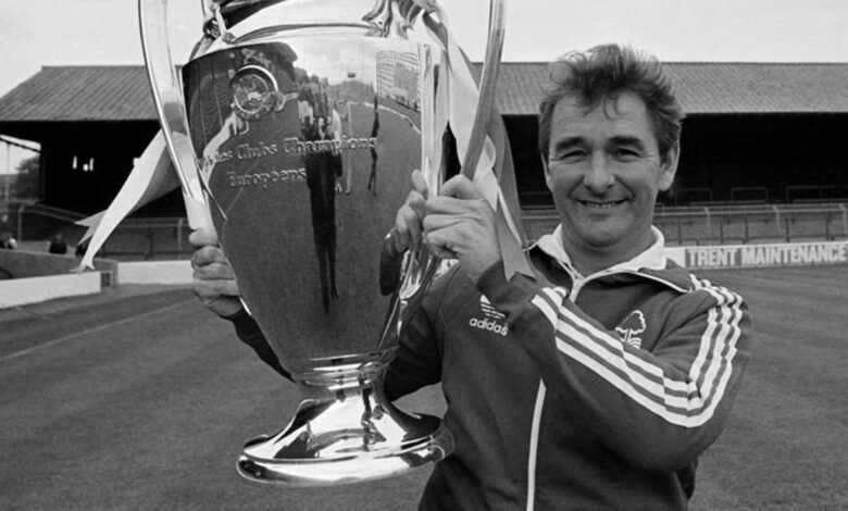 Clough, con la Copa de Europa