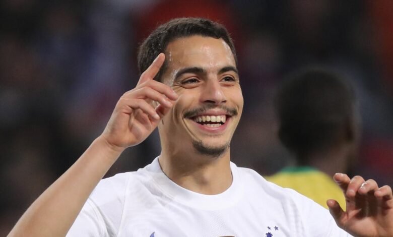 Ben Yedder, durante un partido con Francia