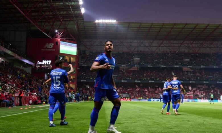 ¡Bombazo! Willer Ditta confiesa quién podría ser el futuro delantero de la Máquina de Cruz Azul