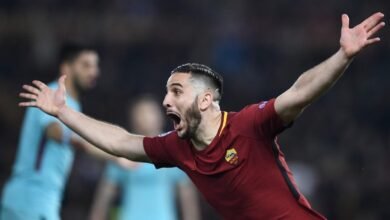 Manolas celebra su gol en Champions ante el Barça