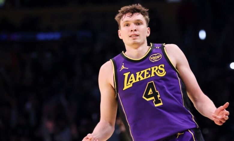 Dalton Knecht en la victoria de los Lakers ante los Jazz