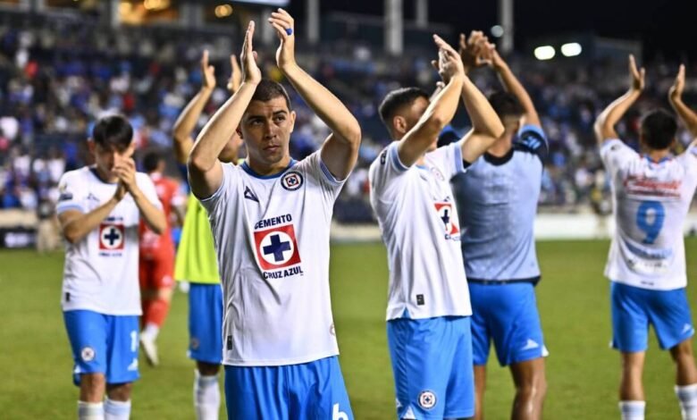 Juan Escobar sería la primera salida que tendría Cruz Azul para el Clausura 2025