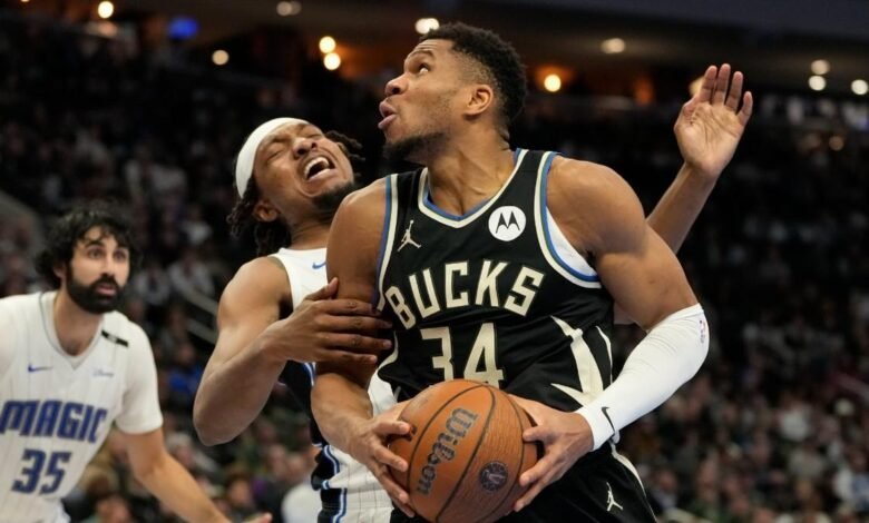 Giannis Antetokounmpo en el triunfo de los Bucks ante los Magic