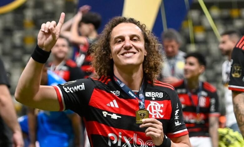 El gol de cabeza de David Luiz que inició la remontada ante el Rapid Viena